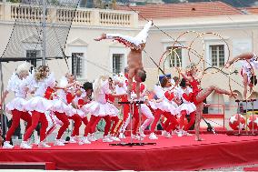 NO TABLOIDS: The Circus Parade In Monte-Carlo - Monaco