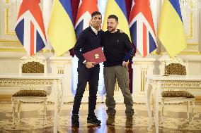 President Zelenskyy Welcomes British PM Sunak - Kyiv