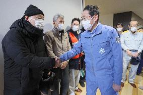 Japan PM visits quake-hit Ishikawa