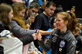 CSM Bucharest v Buducnost BEMAX - EHF Champions League