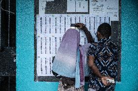 COMOROS-PRESIDENTIAL ELECTION-VOTING-START