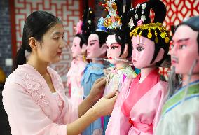 Shandong Laixi Puppet Art