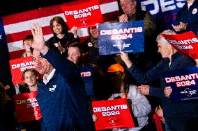 Republican presidential candidate Ron DeSantis