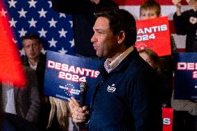 Republican presidential candidate Ron DeSantis