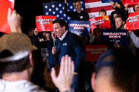 Republican presidential candidate Ron DeSantis