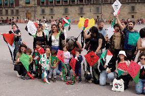 Global Kite Flight In Solidarity With Gaza - Mexico City