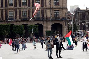 Global Kite Flight In Solidarity With Gaza - Mexico City