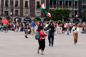 Global Kite Flight In Solidarity With Gaza - Mexico City