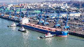 Liberian Ship Alpha Discovery Enter Nanjing Port