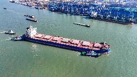 Liberian Ship Alpha Discovery Enter Nanjing Port