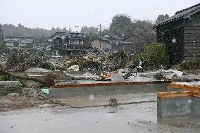 Aftermath of strong quake in central Japan