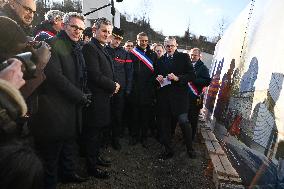 Ministerial Visit To The Olympic Village - Saint Denis