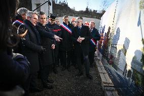 Ministerial Visit To The Olympic Village - Saint Denis