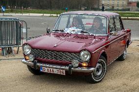 The 2024 Winter Paris Crossing In Vintage Vehicles