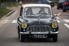 The 2024 Winter Paris Crossing In Vintage Vehicles