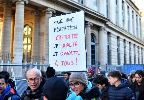 Protest against the closure of preparatory classes for the grandes ecoles