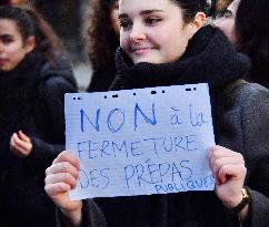 Protest against the closure of preparatory classes for the grandes ecoles