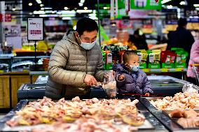 Customers Shop at A Supermarket in Qingzhou