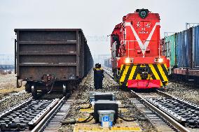 CHINA-XINJIANG-MAJOR RAILWAY PORTS-FREIGHT TRAINS (CN)
