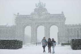 BELGIUM-BRUSSELS-SNOWFALL