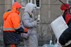 Victims of Russian attack receive aid in Odesa