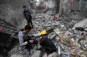 MIDEAST-GAZA-RAFAH-ISRAEL-AIRSTRIKE-AFTERMATH
