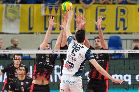 ITAS Trentino Volley v Asseco Resovia Rzeszw - CEV Men Volley Champions League