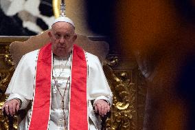 Pope Francis Leads A Funeral Mass - Vatican