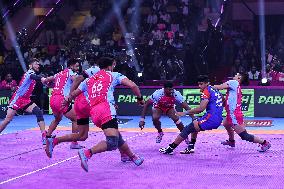 Jaipur Pink Panthers v Haryana Steelers - Pro Kabaddi League