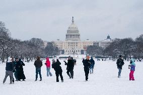 U.S.-WASHINGTON, D.C.-SNOWFALL