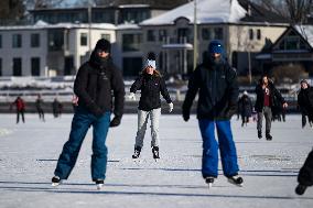 World's Largest Natural Ice Rink Reopens - Ottawa
