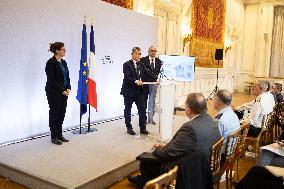 Press Conference about the Olympic Flame Route - Paris