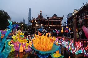 A Folk Lantern Festival at Yu Garden Shopping Aall in Shanghai