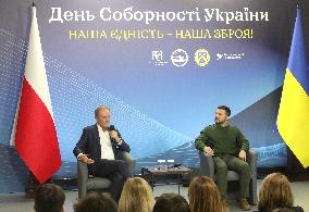 Volodymyr Zelenskyy and Donald Tusk meet with students in Kyiv