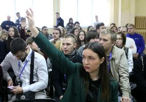 Volodymyr Zelenskyy and Donald Tusk meet with students in Kyiv