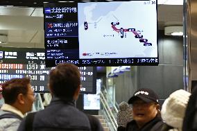 Power outage halts bullet trains in Japan