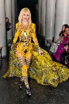 PFW - On Aura Tout Vu Front Row