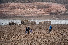 Drought In Catalonia: The Sau Reservoir At Its Historical Minimum.