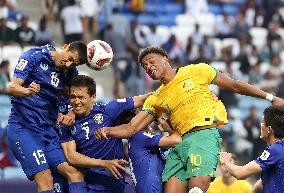 (SP)QATAR-DOHA-FOOTBALL-AFC ASIAN CUP-GROUP B-UZBEKISTAN VS AUSTRALIA