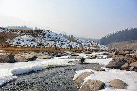 Dry Winter Season In Kashmir