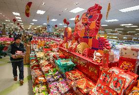 CANADA-RICHMOND-CHINESE LUNAR NEW YEAR-SHOPPING