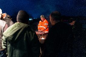 Farmers Block A61 Motorway - South Of Toulouse