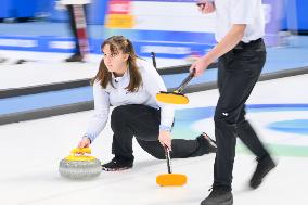 (SP)SOUTH KOREA-GANGNEUNG-WINTER YOUTH OLYMPIC GAMES-CURLING-MIXED TEAM ROUND ROBIN SESSION-CHN VS USA