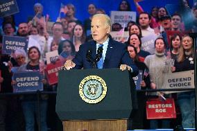 Biden Harris 2024 Reproductive Rights Rally With Protesters Interrupting