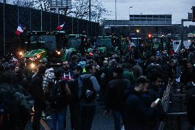 Farmers Block The Ring Road - Bordeaux