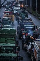 Farmers Block The Ring Road - Bordeaux