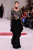 PFW - Yuima Nagazato Runway