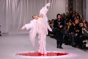 PFW - Yuima Nagazato Runway