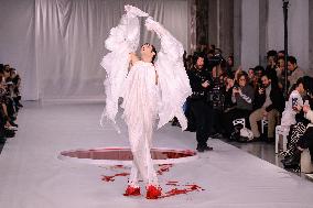 PFW - Yuima Nagazato Runway