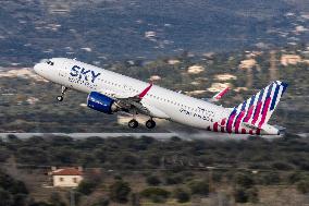 Sky Express Airbus A320neo Departing From Athens